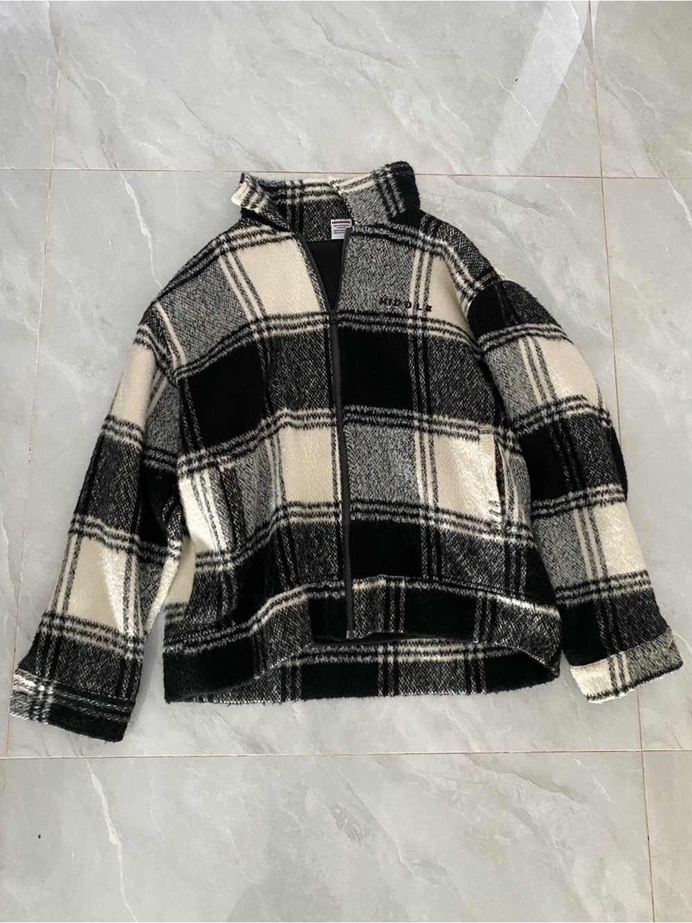Men's Black & Cream Plaid Zip-Up Puffer Jacket